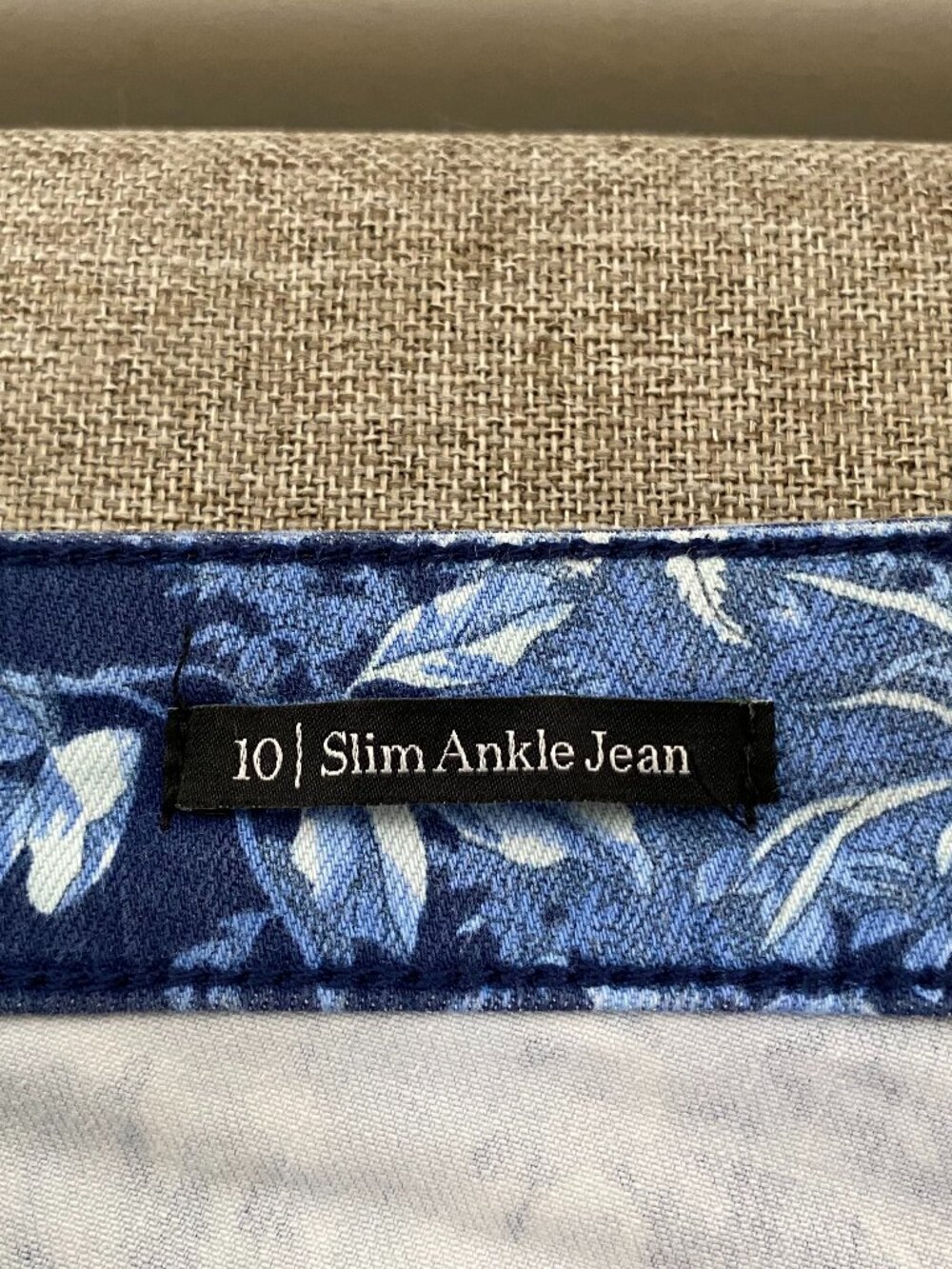 Talbots SLIM Ankle Denim Jeans Women's 10 Mid Rise Blue Floral Casual Pants - Picture 6 of 15